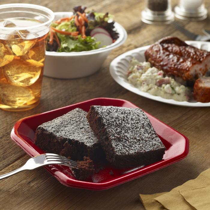 Red Style Snack Plate with Brownie