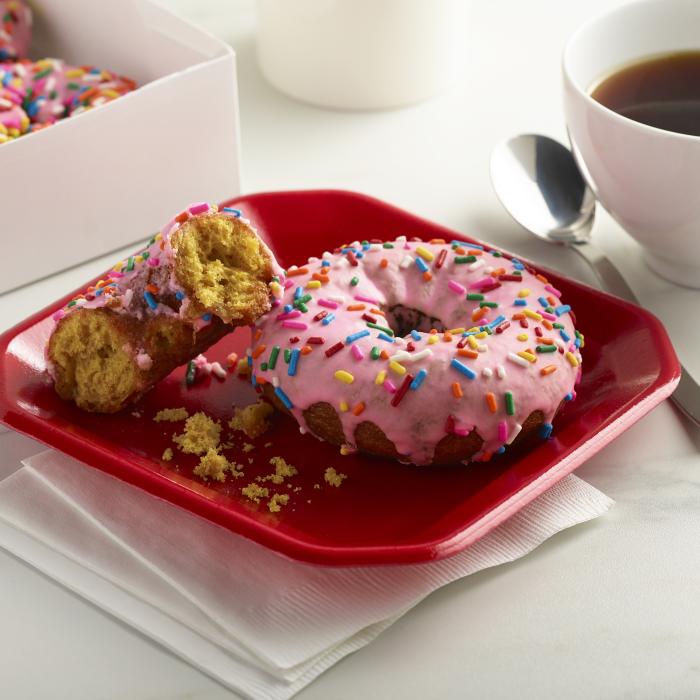 Red Style Snack Plate with Donut