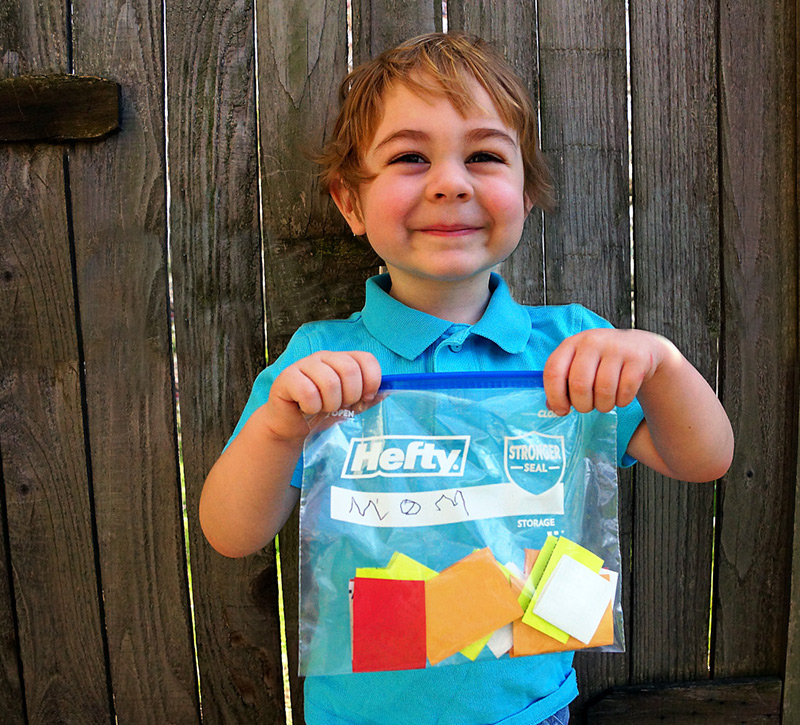 mom_bag800_image1.jpg Thumbnail