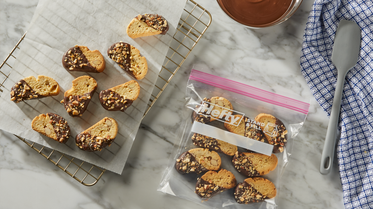 chocolate dipped biscotti in a sealed Hefty press to close storage bag