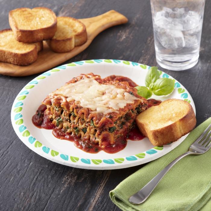 Hefty Compostable Printed Paper Plate with Lasagna