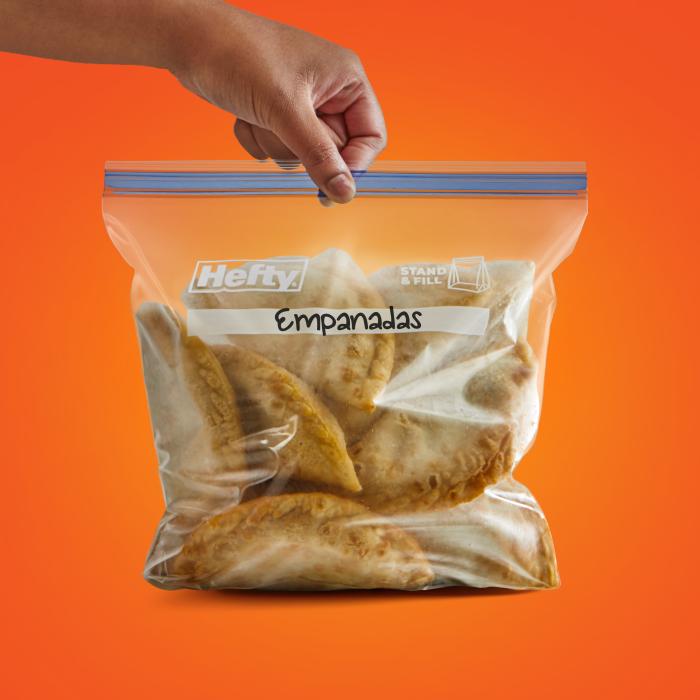 https://www.hefty.com/sites/default/files/styles/medium/public/2023-09/02_910712_Hefty_SB_FZ_PTC_GAL_EV_Empanadas_3000x3000.jpg?itok=DYkqlTLL