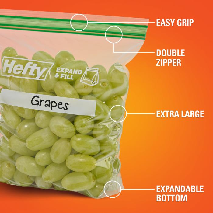 Green grapes in a Hefty press to close sandwich xl food storage bag